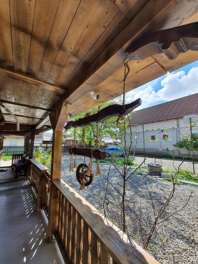 La Romaneasa Săpînţa Exterior foto